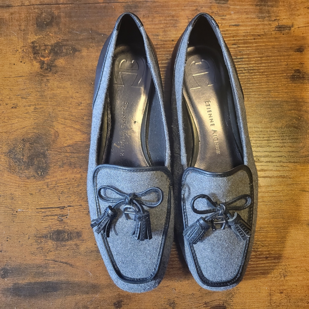 Etienne Aigner Women's Gray Loafers